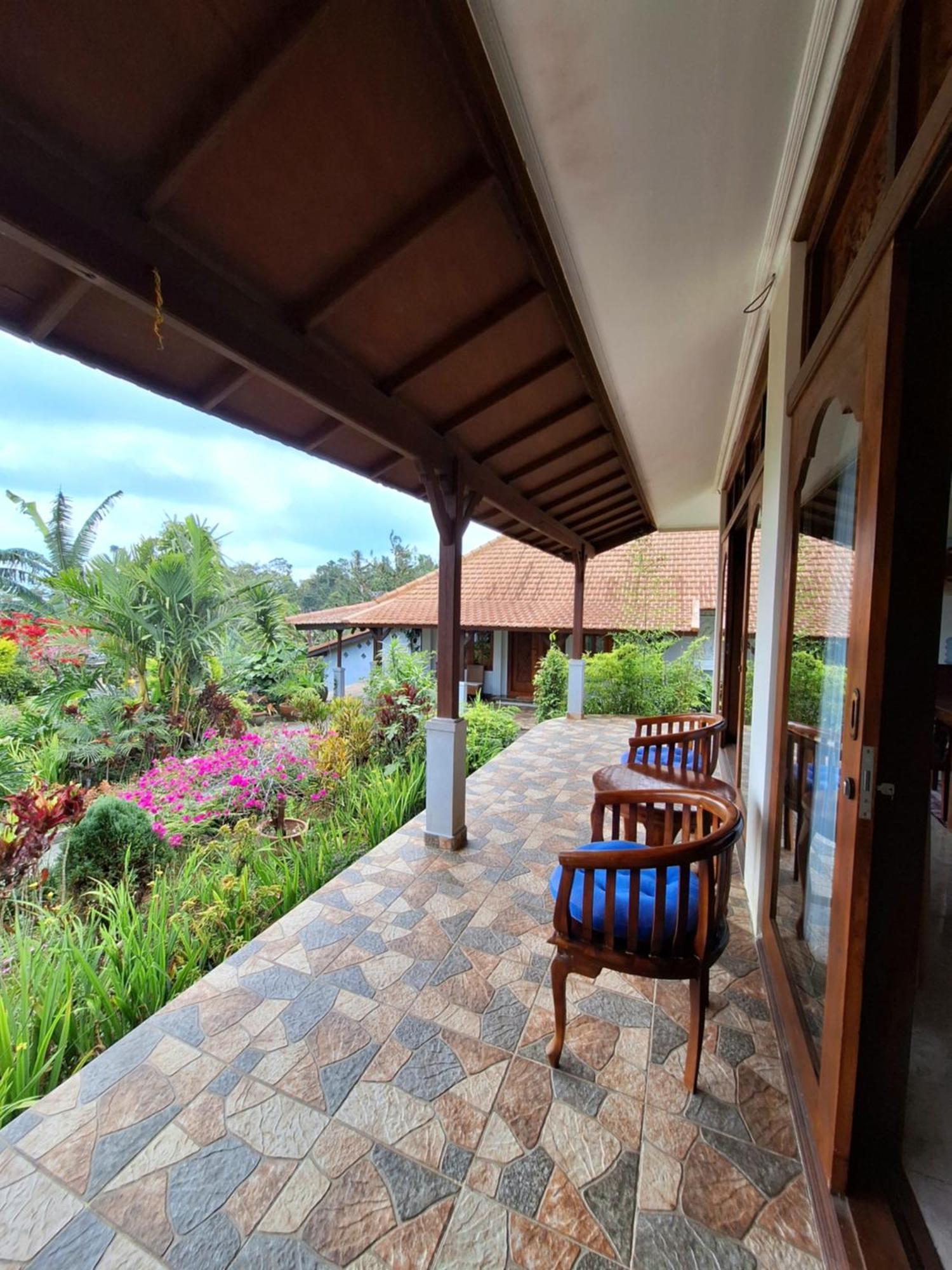 Manigelang Villa Munduk  Room photo